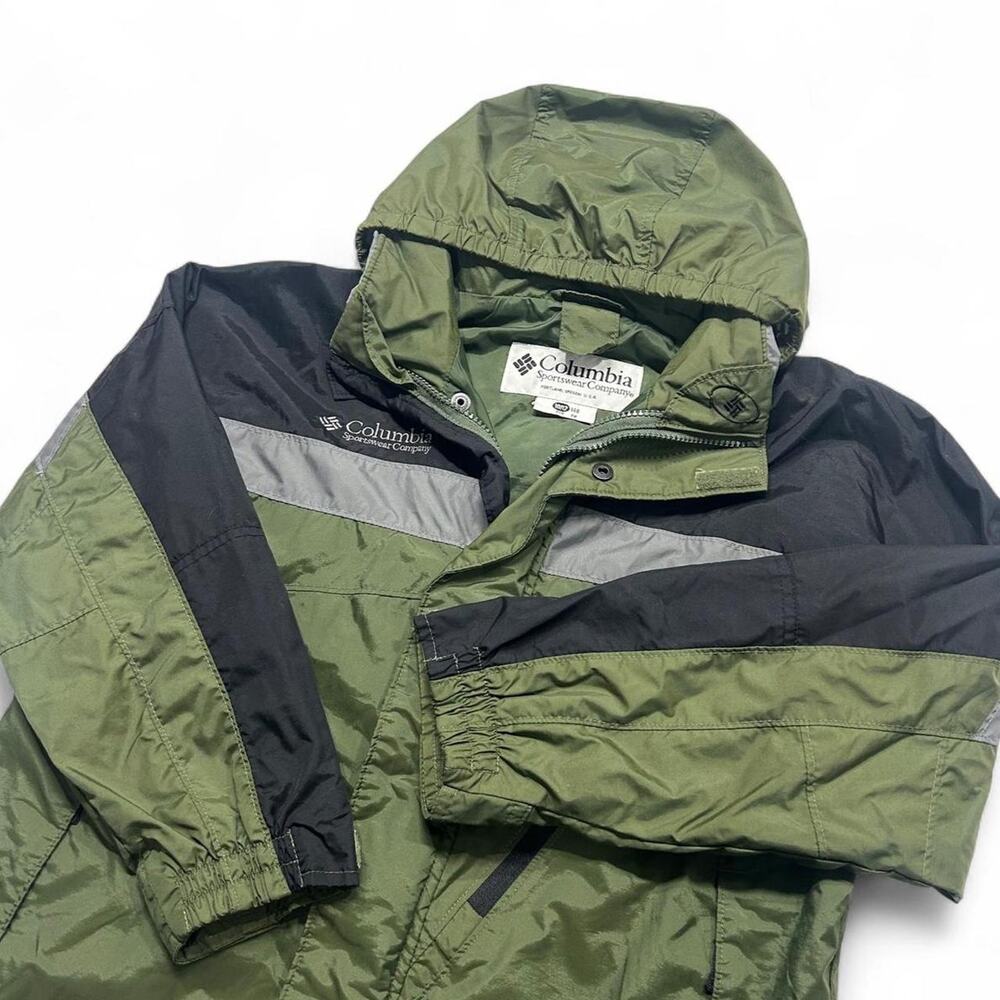 Columbia bugaboo youth green colorblock
